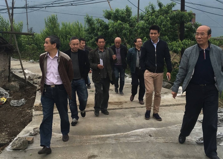 結(jié)對幫扶暖人心 實(shí)地考察聽民聲