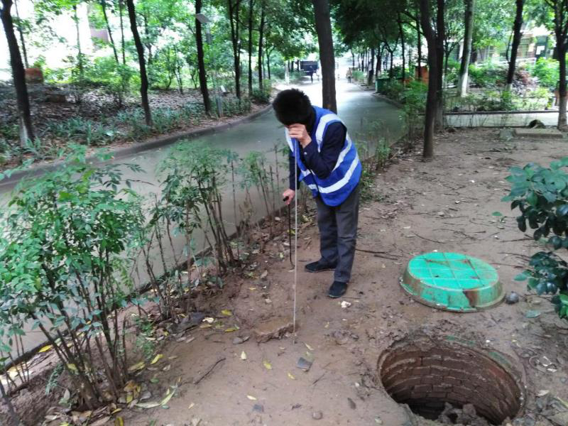 營銷部走進政府院壩開展管網(wǎng)隱患排查工作