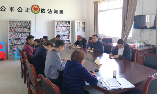 集團(tuán)公司黨委書記、董事長周燕賓一行調(diào)研脫貧攻堅(jiān)工作