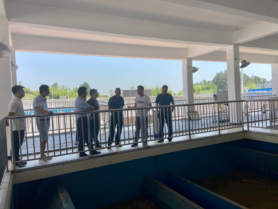 市住建局領(lǐng)導(dǎo)調(diào)研五水廠(chǎng)生產(chǎn)、建設(shè)情況