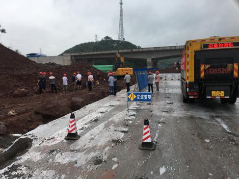 健全部門聯(lián)動機(jī)制，提高應(yīng)急處置水平