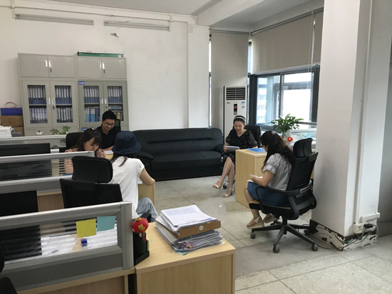 人力資源部開展作風大整頓集中學習會