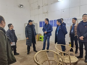 市國資委領導到清源水務集團慰問優(yōu)秀人才、困難黨員并開展節(jié)前安全檢查