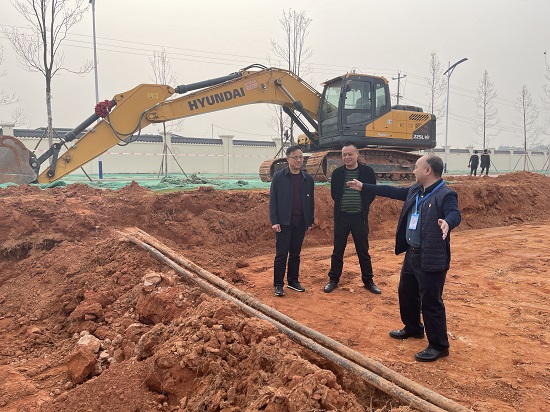 集團(tuán)公司黨委書記、董事長周燕賓率隊(duì)調(diào)研督查五糧液機(jī)場供水保障工程建設(shè)