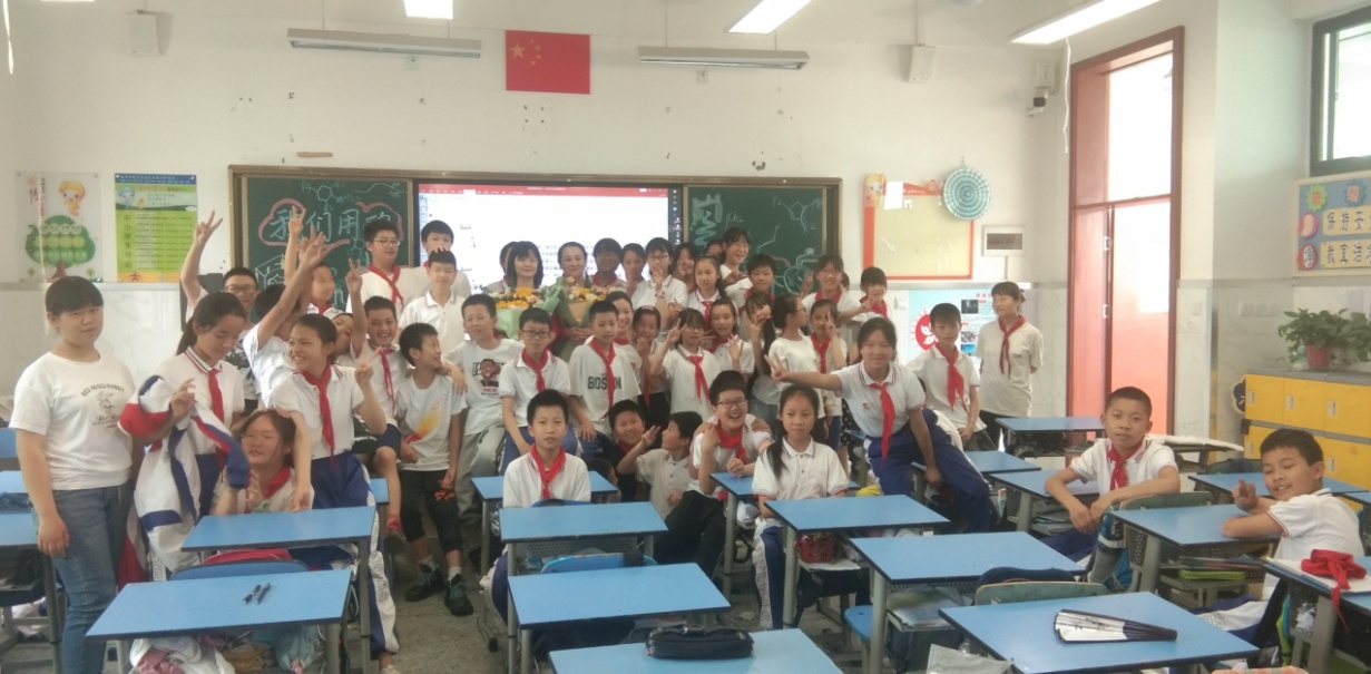 學史力行辦實事 進校聯(lián)動贏贊譽