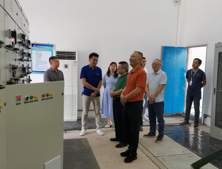 敘州區(qū)人大、政協(xié)領(lǐng)導(dǎo)到清源水務(wù)集團(tuán)天泉供水公司調(diào)研